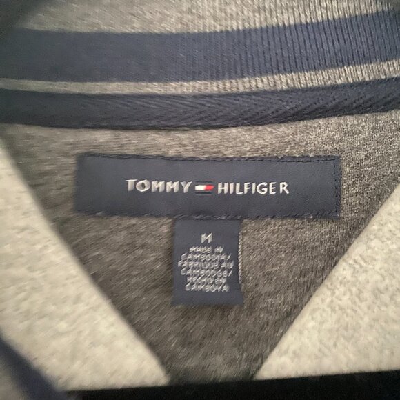 Vintage Tommy Hilfiger Full Zip Sweatshirt - Picture 2 of 5